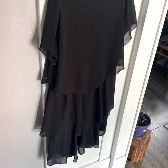 Vintage layered black dress - size large - Picture 5 of 5